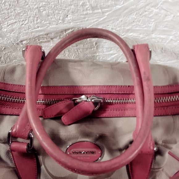 Coach Handbag - Picture 9 of 10